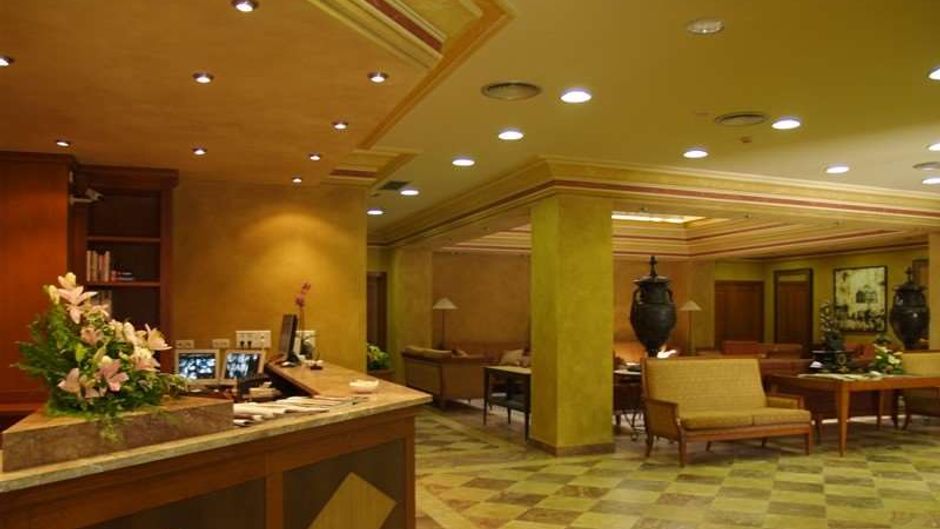 Hotel Villava Lobby