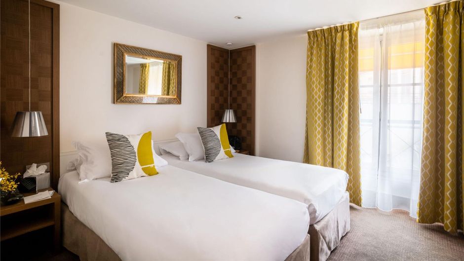 Hotel Le Colisee Room