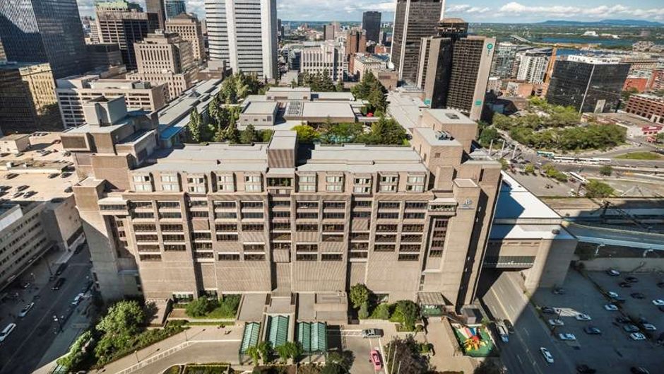 Hotel Bonaventure Montreal Exterior