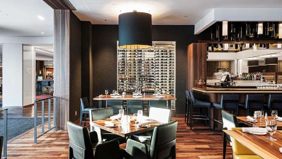 Hotel Bonaventure Montreal Restaurant