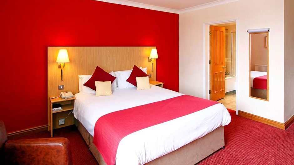 Royal Hotel Hull Room