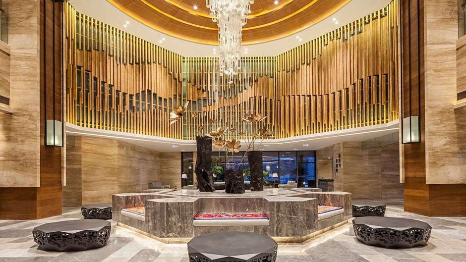Ramada by Wyndham Guergou Lobby