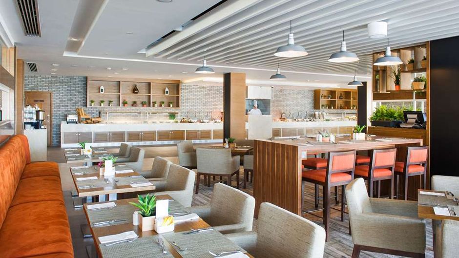 Hilton Garden Inn Ras Al Khaimah Restaurant