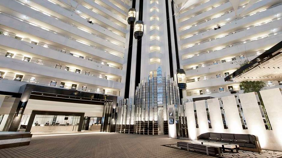 Crown Metropol Perth Lobby