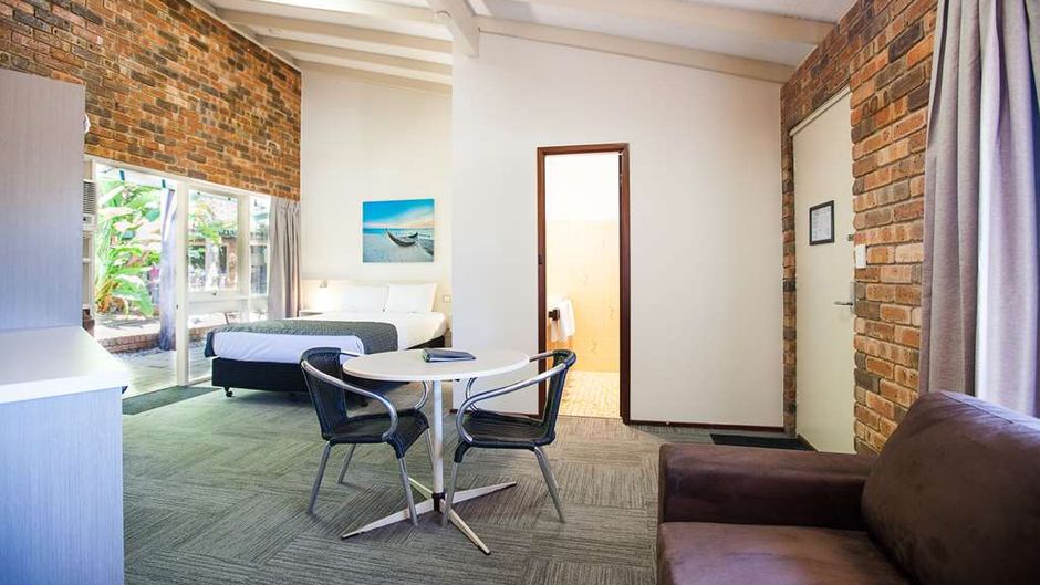 Leisure Inn Room
