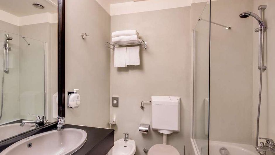 Best Western Plus CHC Florence Room