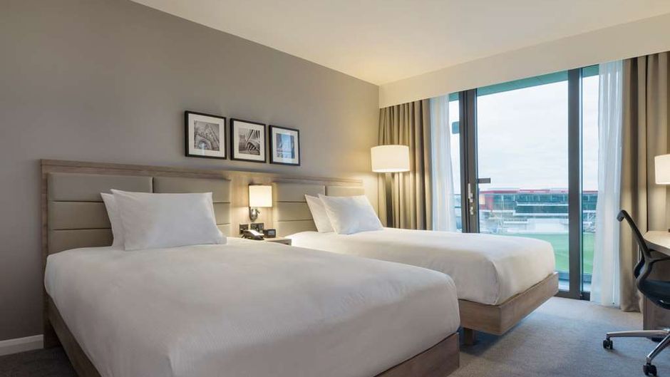 Hilton Garden Inn Manchester Emirates Room