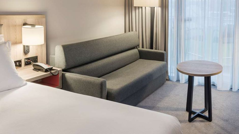 Hilton Garden Inn Manchester Emirates Room