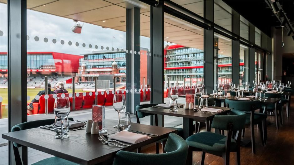 Hilton Garden Inn Manchester Emirates Restaurant