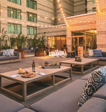 The Duniway Portland, A Hilton Hotel