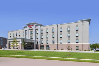 Hampton Inn by Hilton Omaha Airport