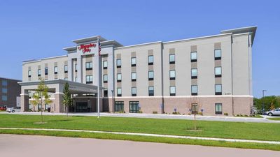 Hampton Inn by Hilton Omaha Airport