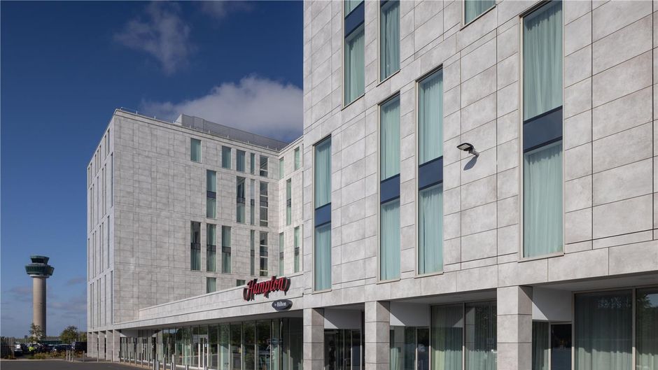 Hampton by Hilton Stansted Airport Exterior