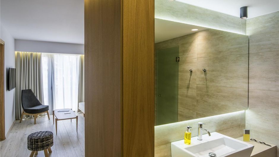 Ibis Styles Heraklion Central Room