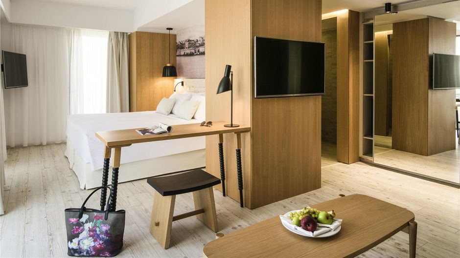 Ibis Styles Heraklion Central Room