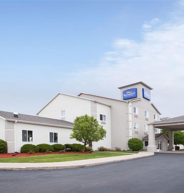 Baymont Inn & Conference Center