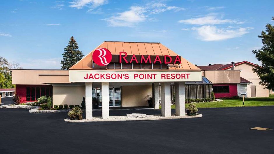 Ramada Jackson's Point Exterior