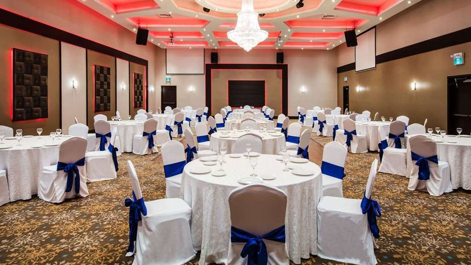 Ramada Jackson's Point Ballroom
