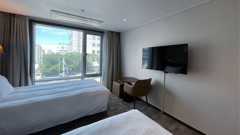 Ramada Jeju City Hall Room