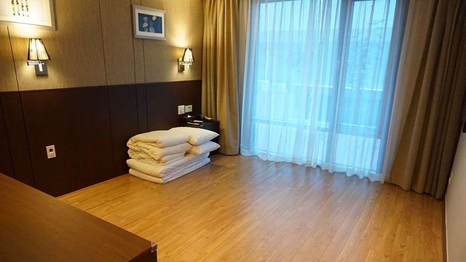 Ramada Jeju City Hall Room