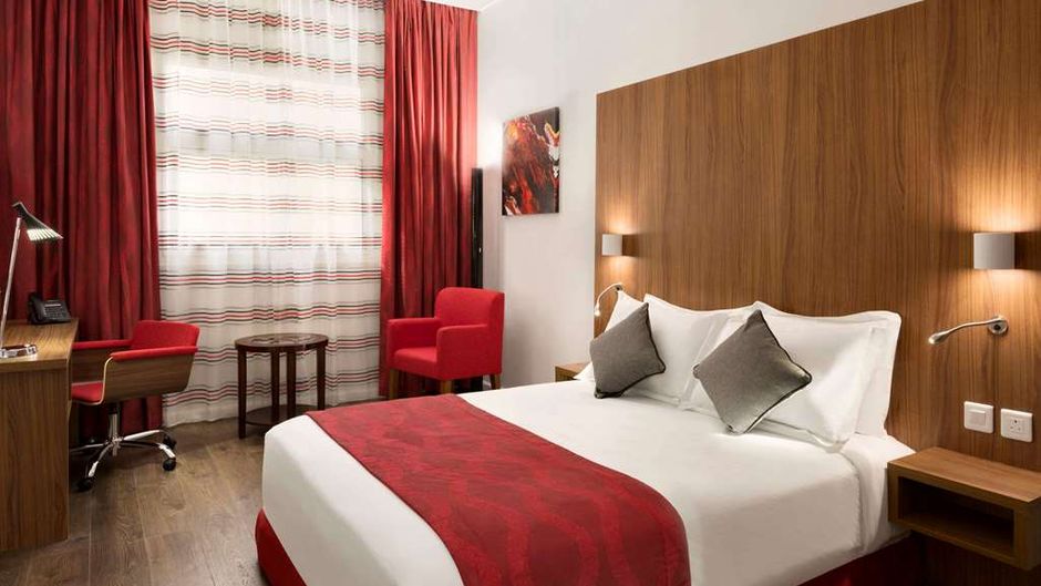 Ramada Encore Al Khobar Olaya Room
