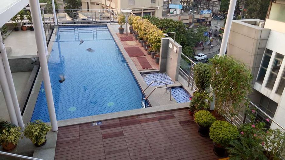 Iris Hotel Pool