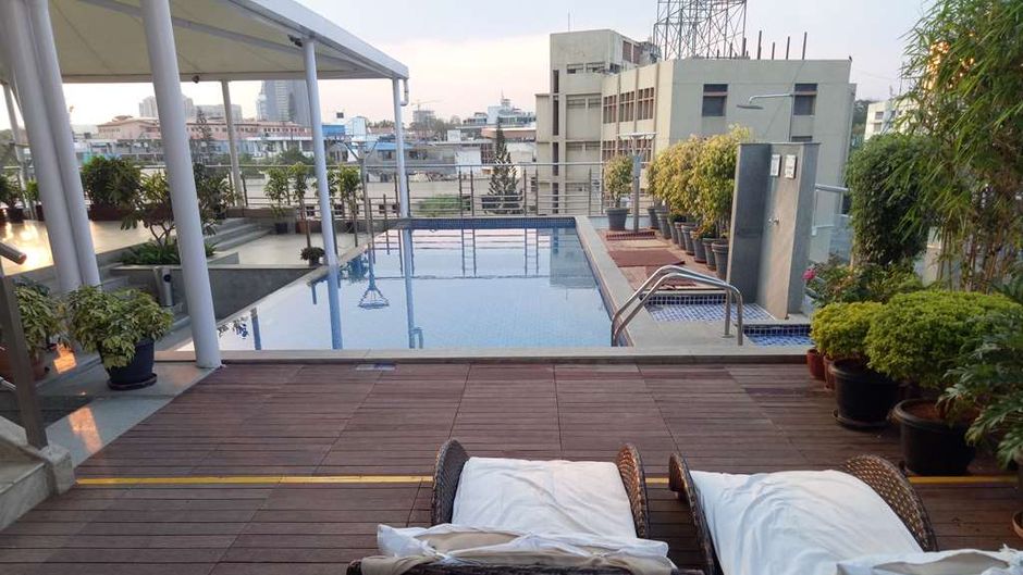 Iris Hotel Pool
