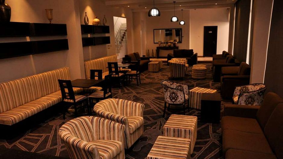 Golden Tulip Oniru Suites Restaurant
