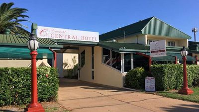 Emerald Central Hotel