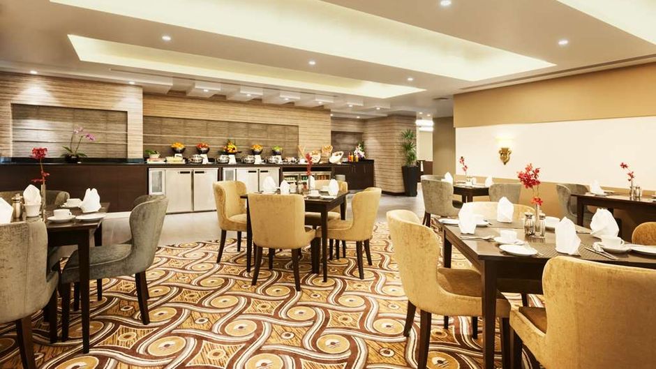 Carlton Downtown Hotel Restaurant