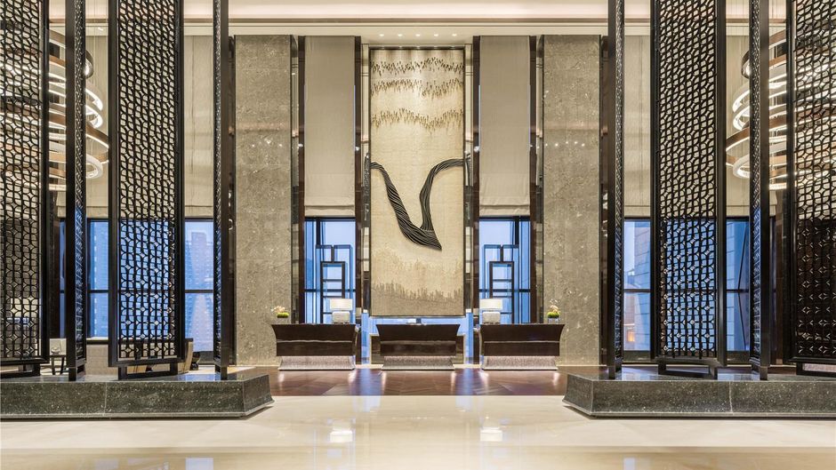 Hyatt Regency Shanghai Global Harbor Lobby