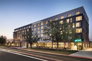 DoubleTree Greeley at Lincoln Park