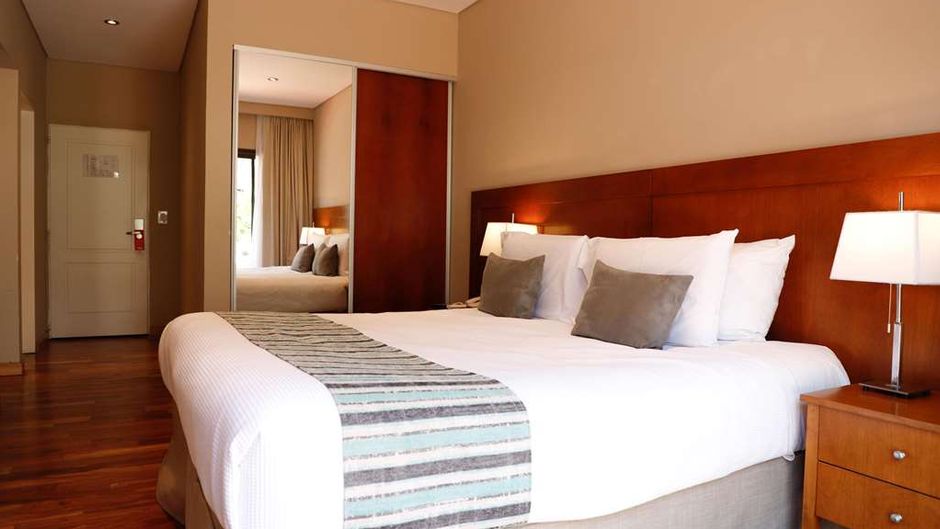 Howard Johnson Escobar Hotel Room