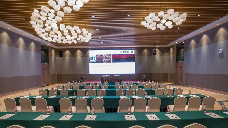 Ramada Encore by Wyndham Jintang Meeting