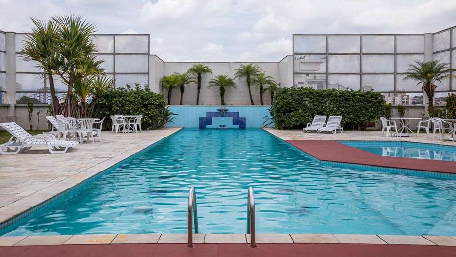 Wyndham Garden Convention Nortel Pool