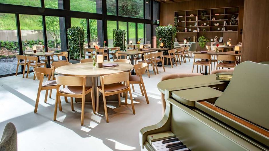 Parkhotel Zug Lobby