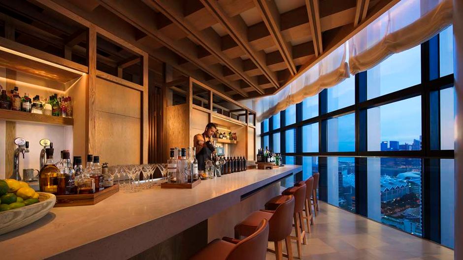 ANdAZ Singapore Pool