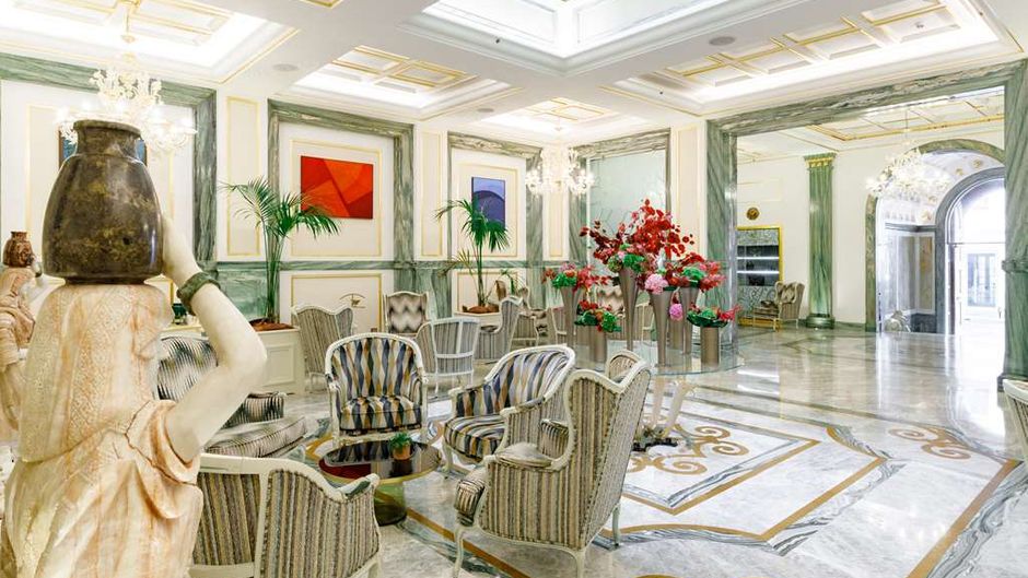 Aleph Rome Hotel, Curio Collection Lobby