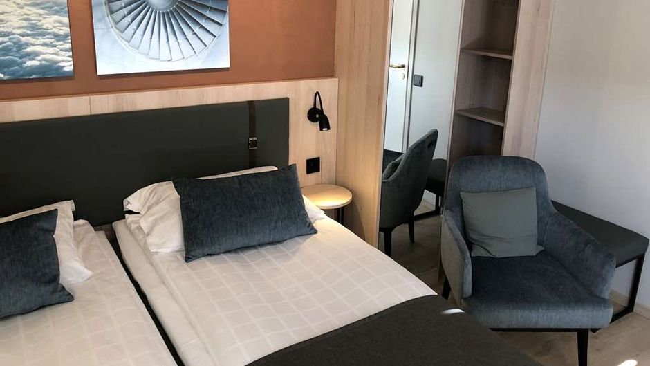 Airport Hotel Pilotti Room