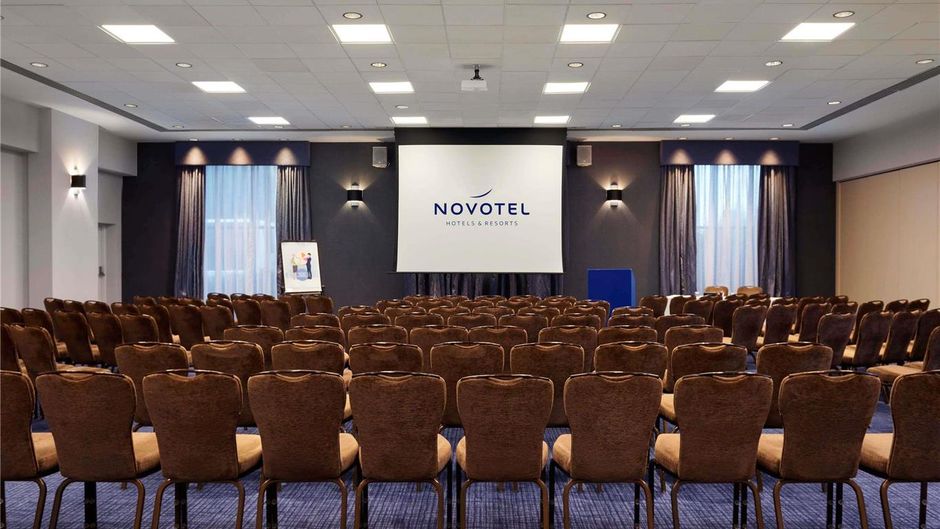 Novotel London Stansted Airport Meeting