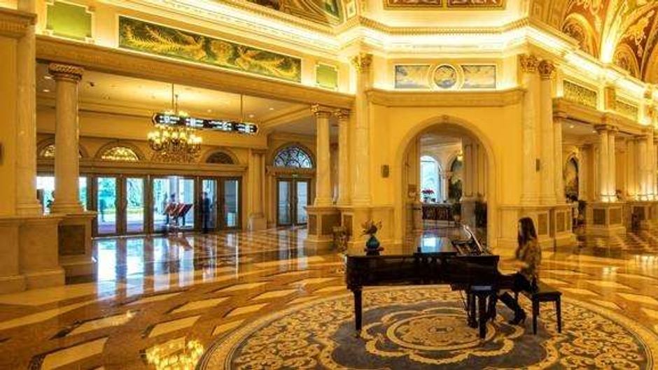 Phoenix City Hotel Lobby