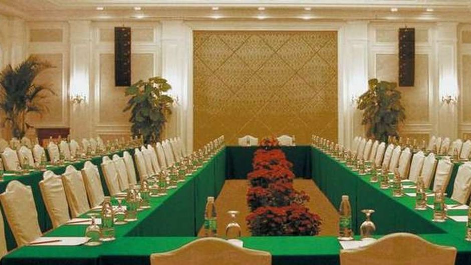 Phoenix City Hotel Meeting