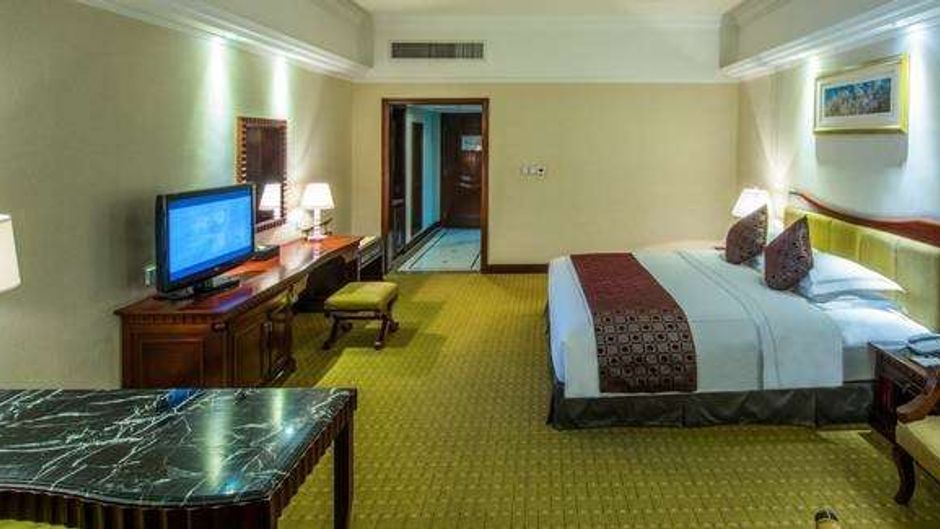 Phoenix City Hotel Room