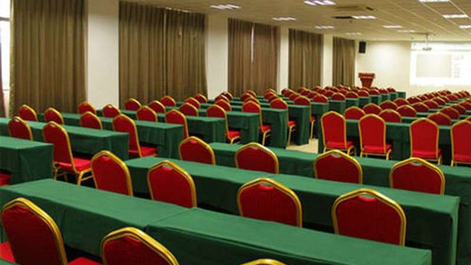 Manhattan Hotel Meeting