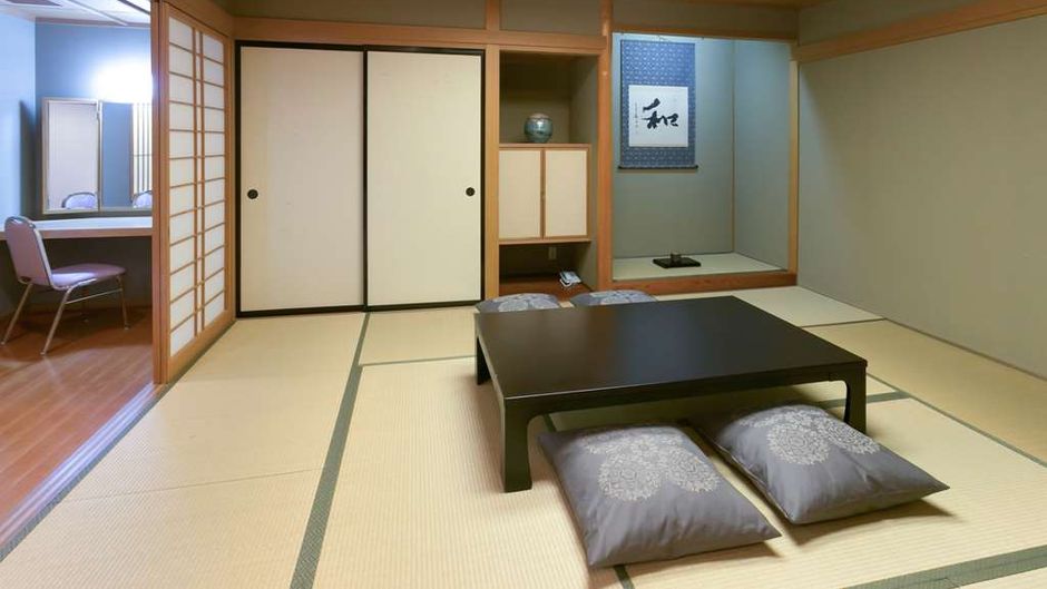 Washington Hotel Tsubamesanjo Room