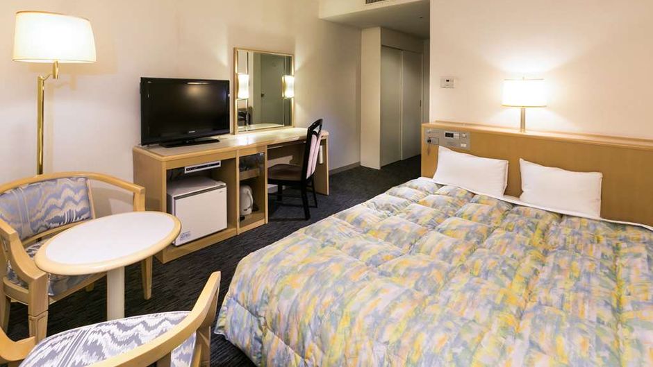 Washington Hotel Tsubamesanjo Room