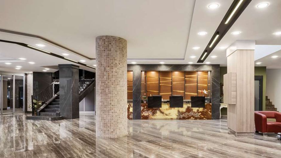 Ramada by Wyndham Mersin Lobby