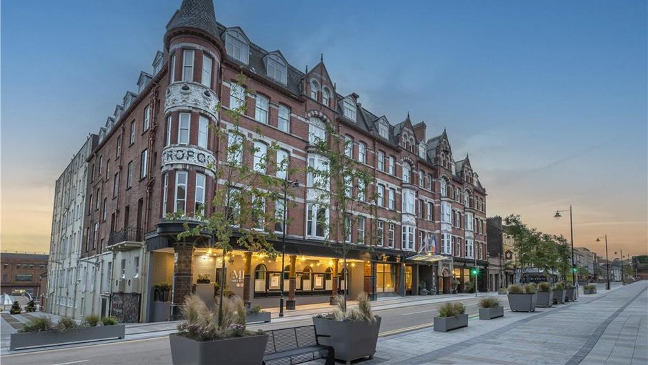 The Metropole Hotel Exterior