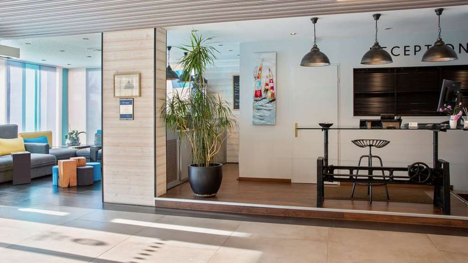 Best Western Hotel Canet-Plage Lobby