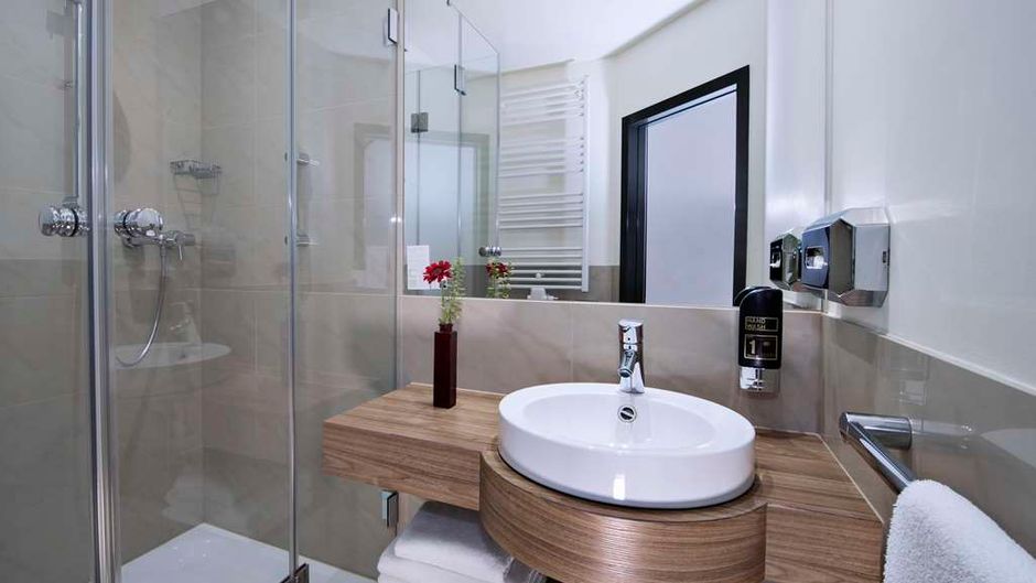 Best Western Hotel Brunnenhof Room